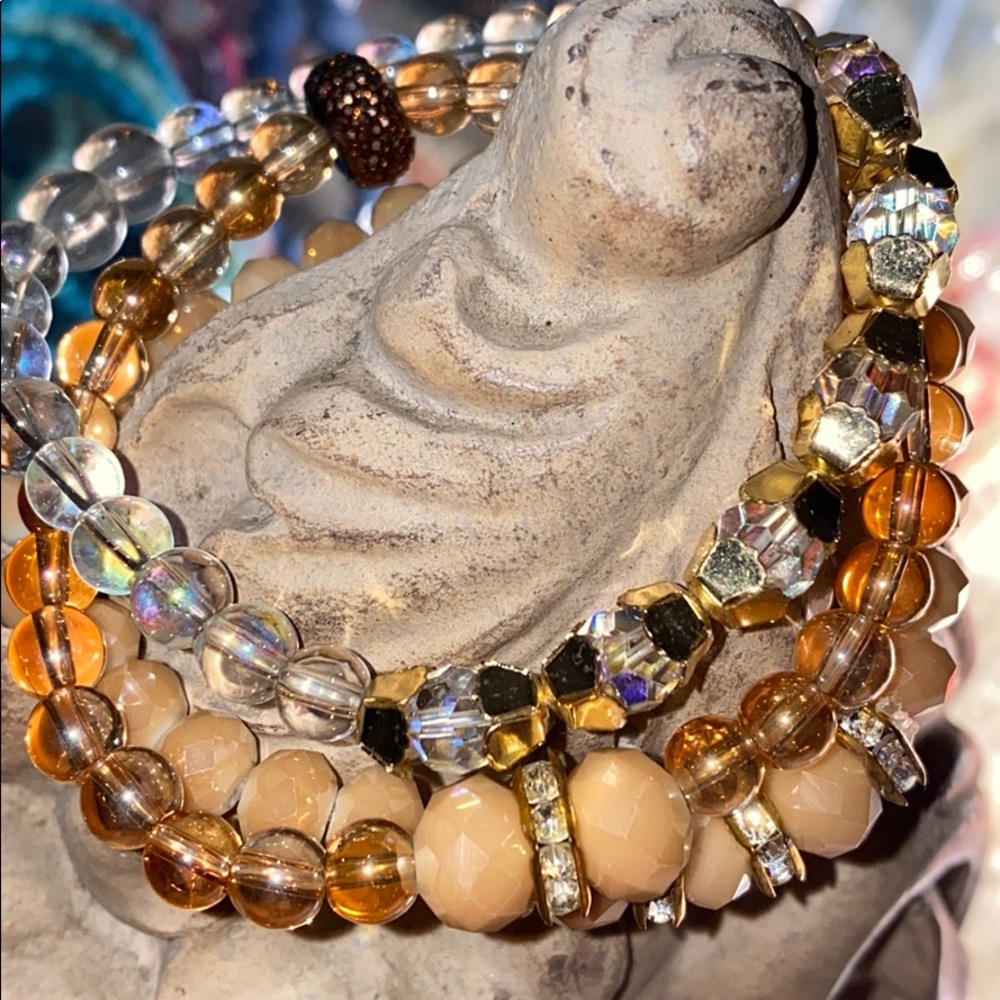 Root beer 🍺 float stretch bracelet